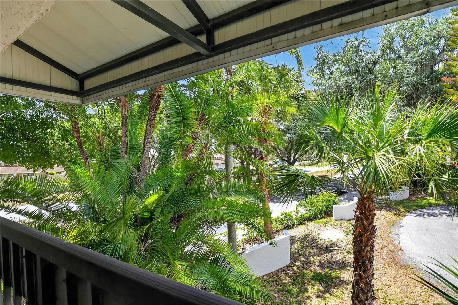 Condominium at 1810 VILLAGE CT, MULBERRY, photo 33 of 55