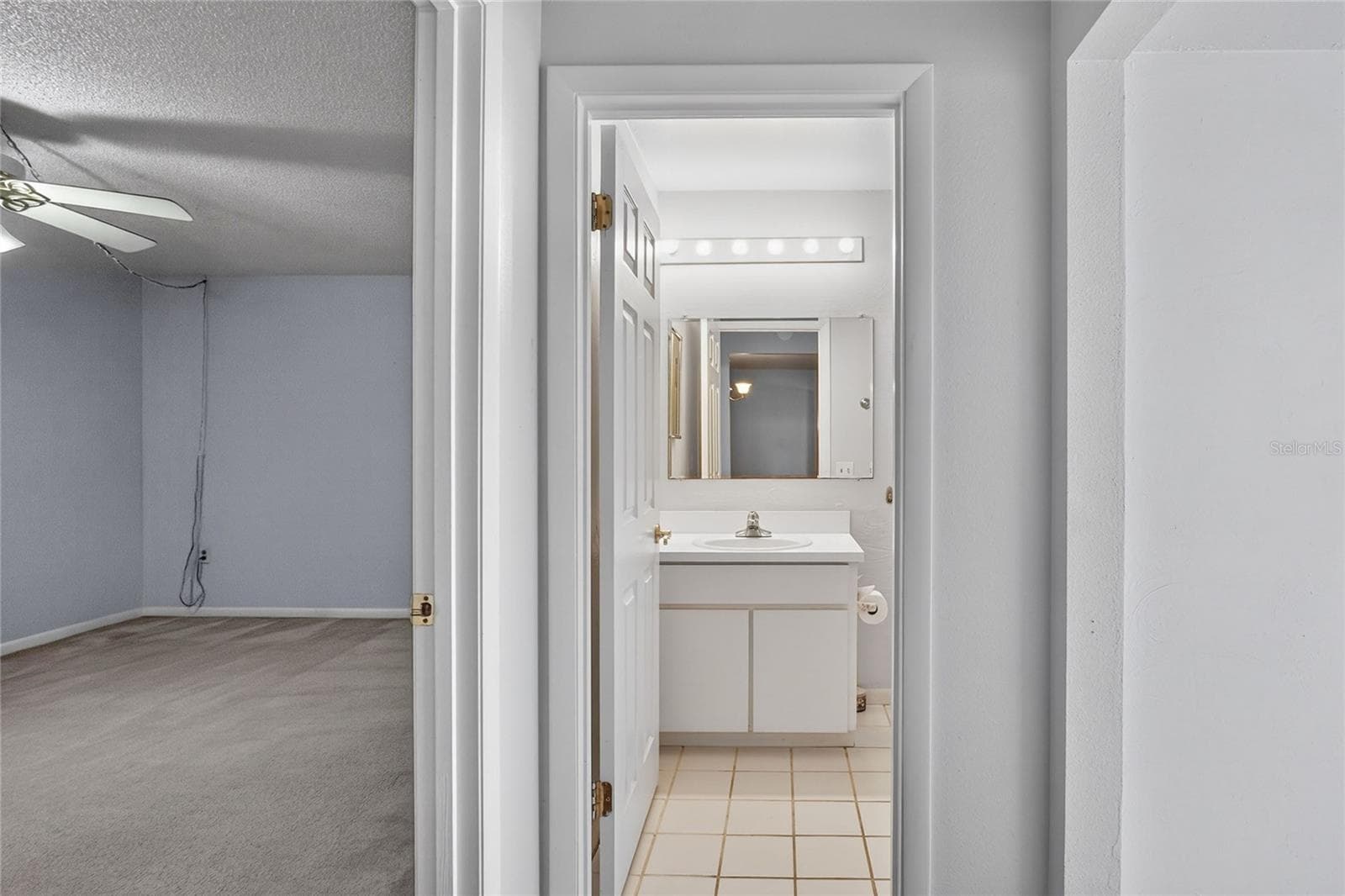 Condominium at 1810 VILLAGE CT, MULBERRY, photo 43 of 55