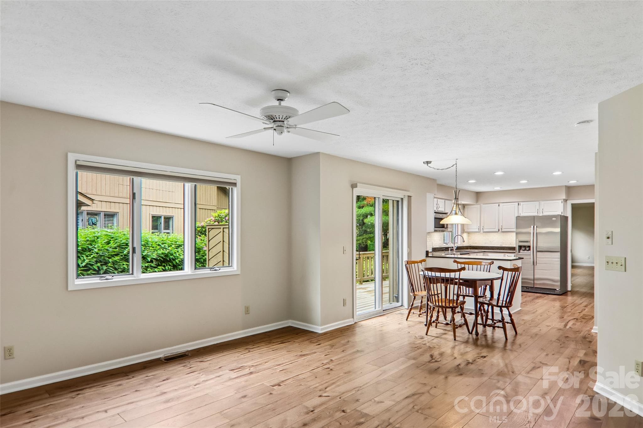 Condominium at 405 Wild Oak Lane, Hendersonville, photo 21 of 39