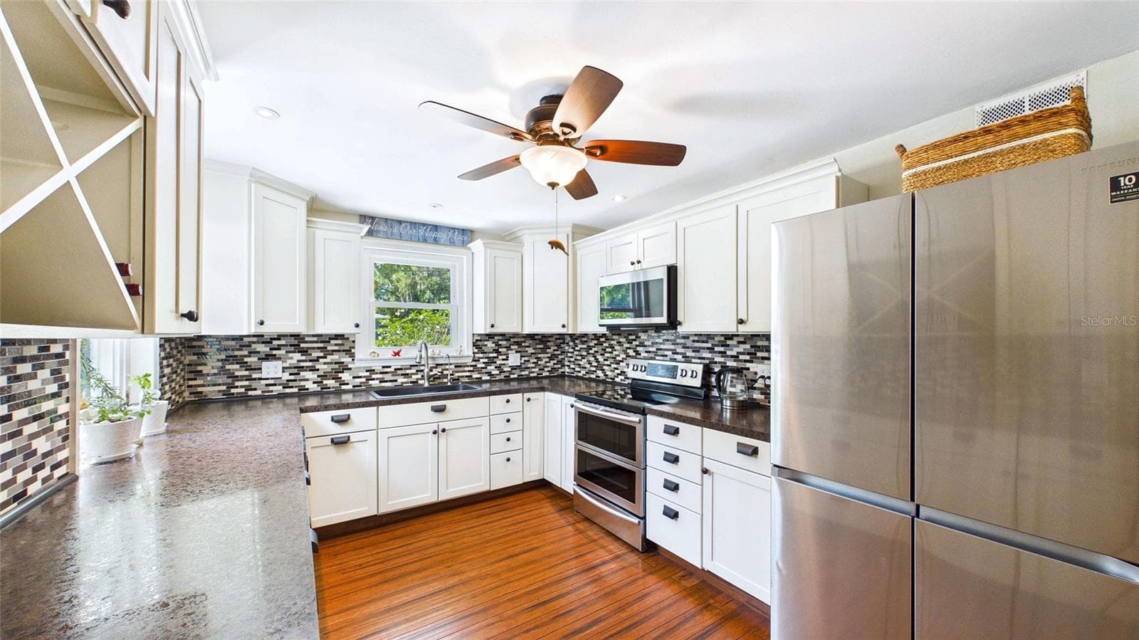 Single Family Residence at 5005 24TH AVE S, GULFPORT, photo 5 of 65