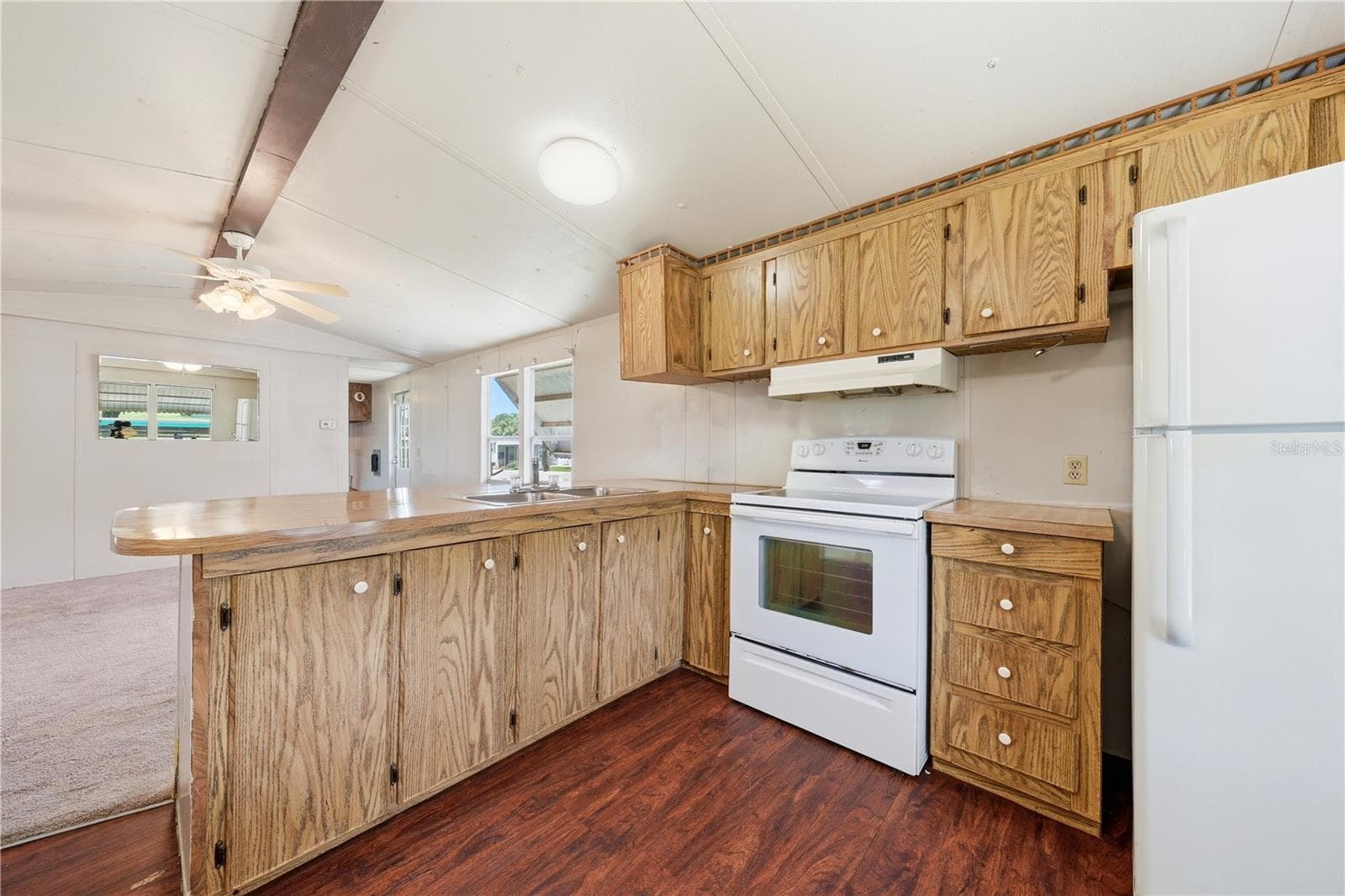 Manufactured Home at 30107 GREEN BAY DR, TAVARES, photo 17 of 29
