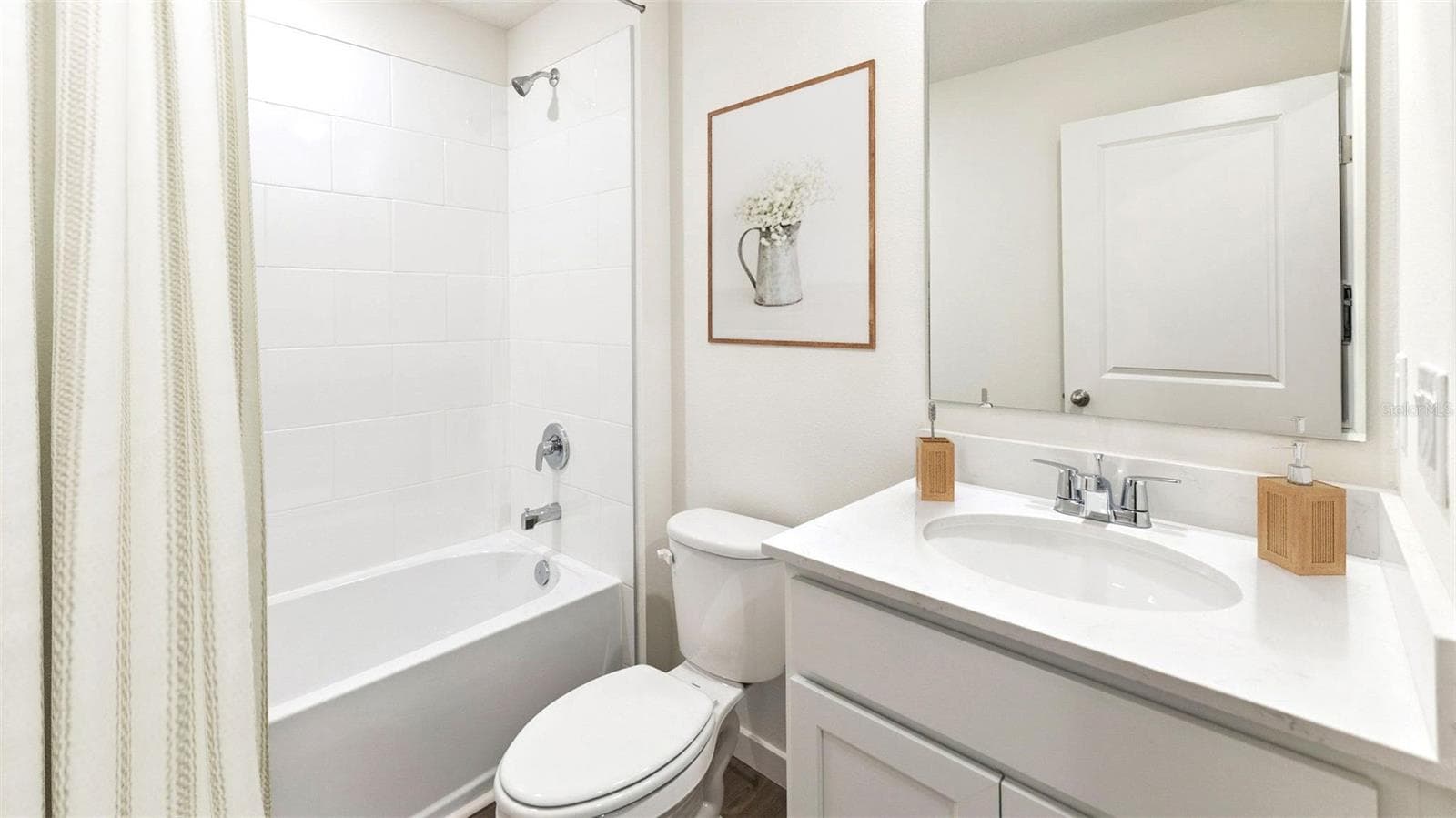 Single Family Residence at 131 HEIRLOOM DR, ORMOND BEACH, photo 10 of 11