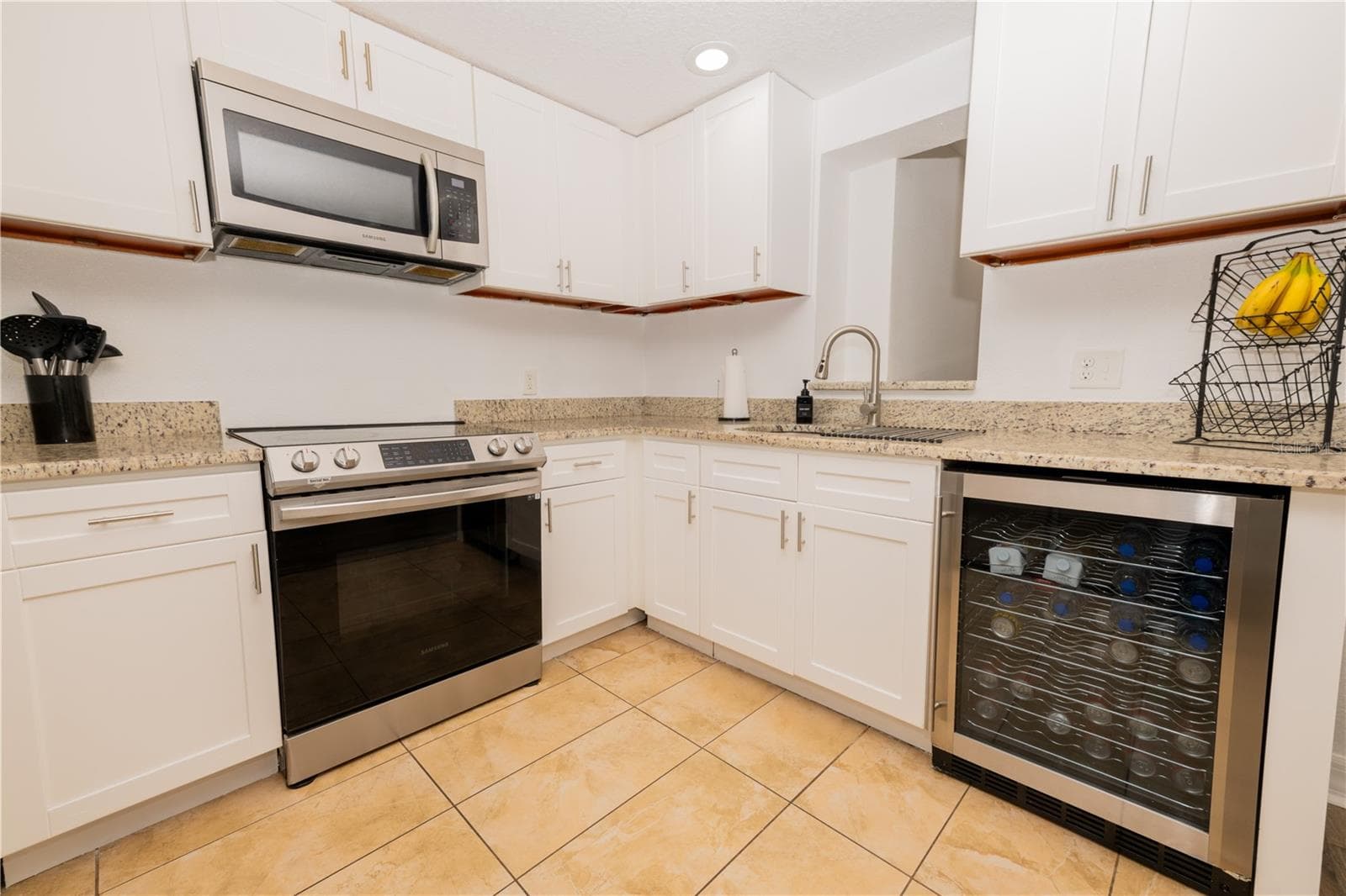 Single Family Residence at 39736 MEADOWOOD LOOP, ZEPHYRHILLS, photo 12 of 32