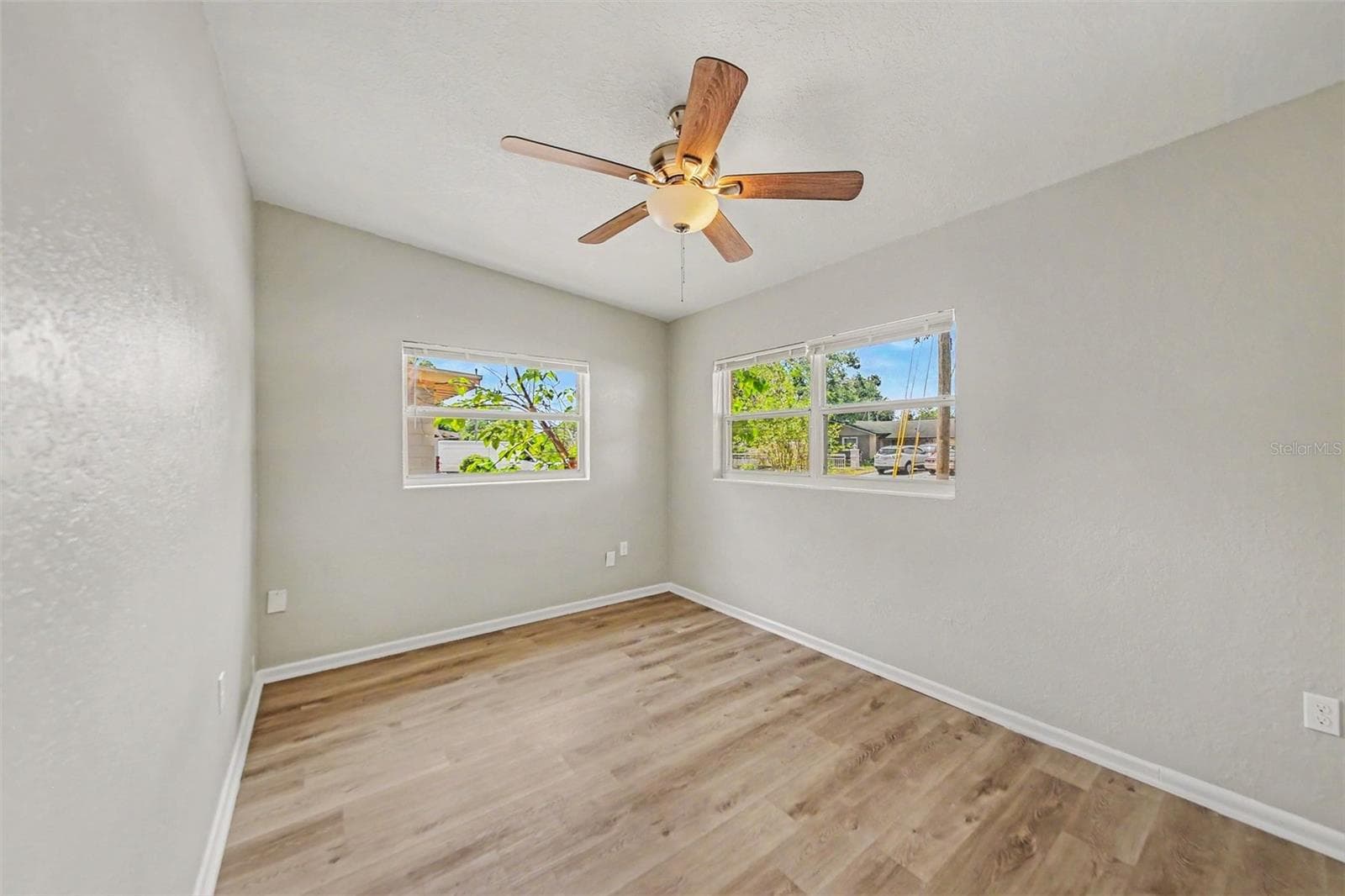 Single Family Residence at 5909 WOLF RD, ORLANDO, photo 14 of 19