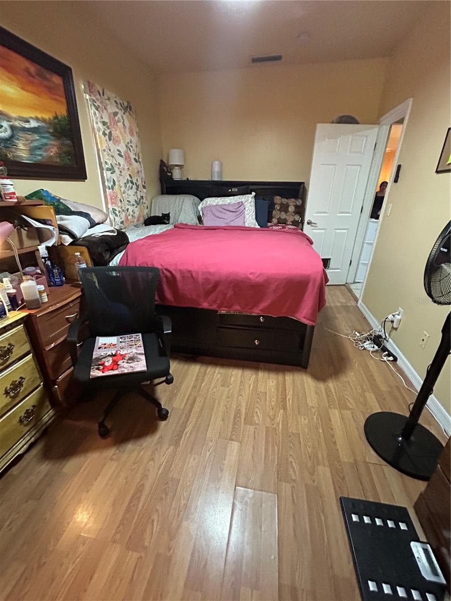 Main bedroom - 629 HOLMES AVE, DAYTONA BEACH