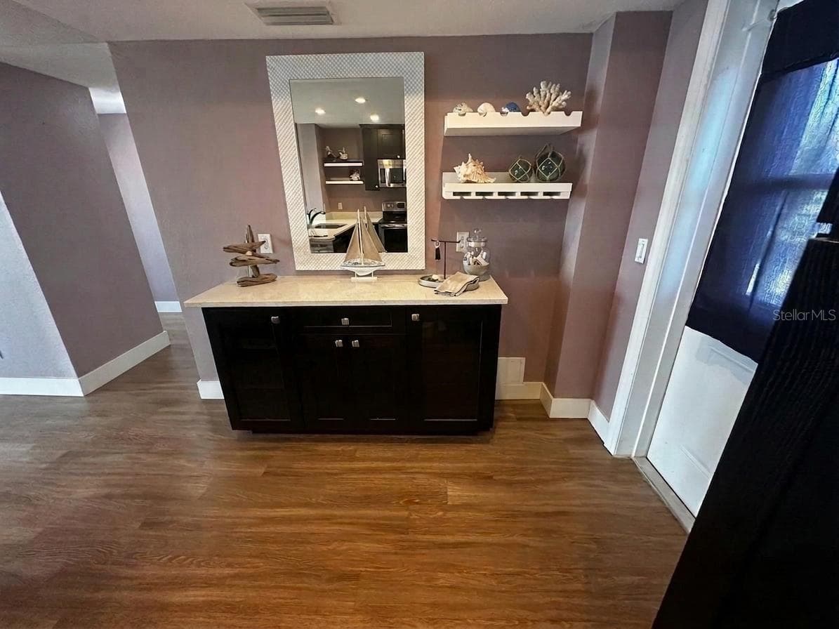 Entry - 2131 LAKEVIEW DR #410, SEBRING