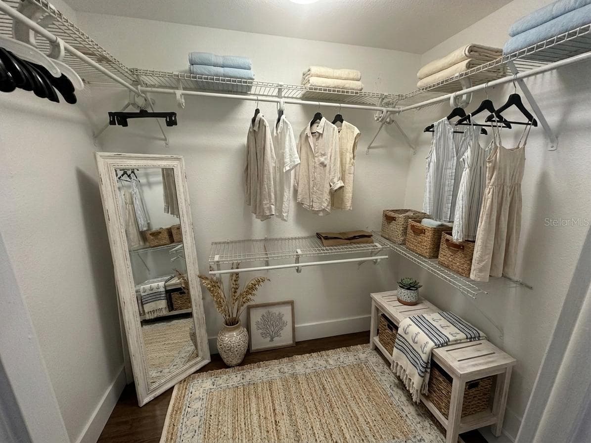 Walk-In Main Closet - 2131 LAKEVIEW DR #410, SEBRING
