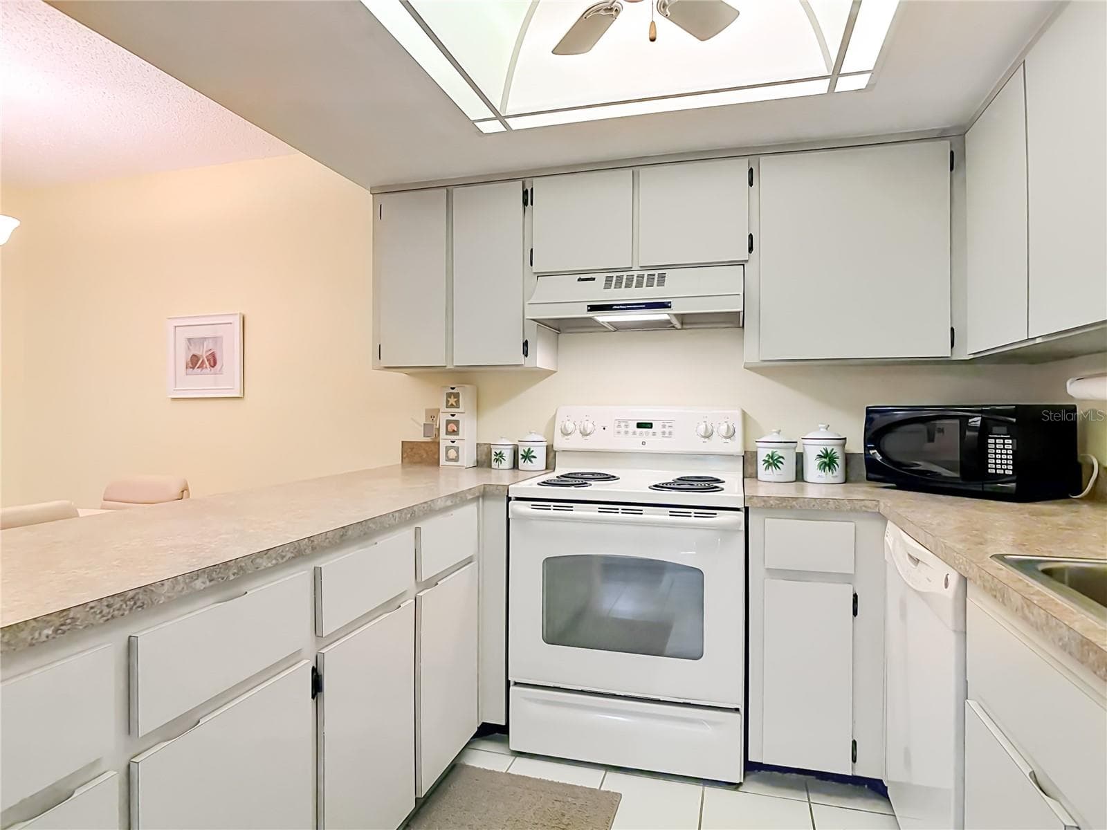 Townhouse at 4150 S ATLANTIC AVE #113D, NEW SMYRNA BEACH, photo 19 of 63