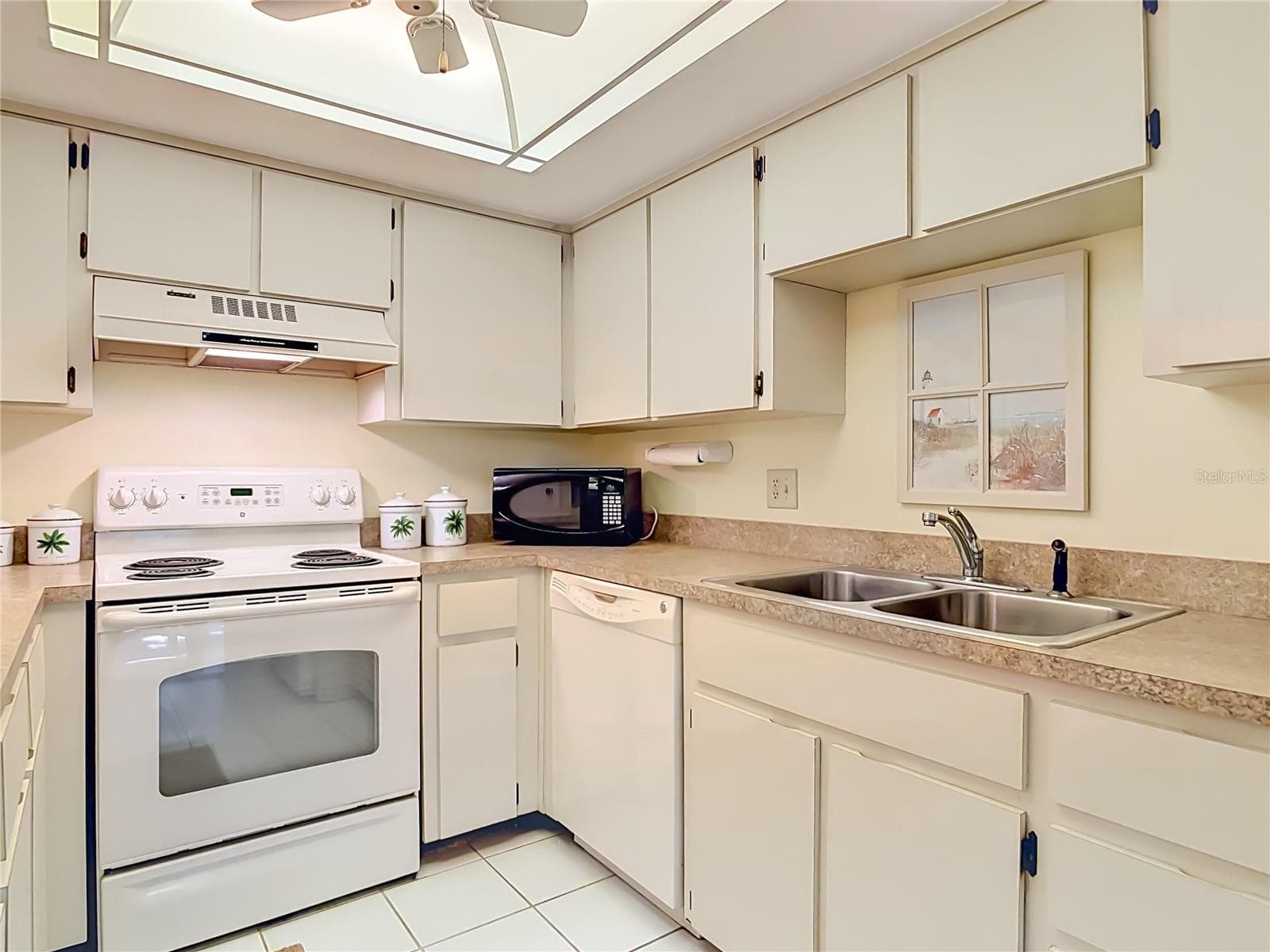 Townhouse at 4150 S ATLANTIC AVE #113D, NEW SMYRNA BEACH, photo 21 of 63
