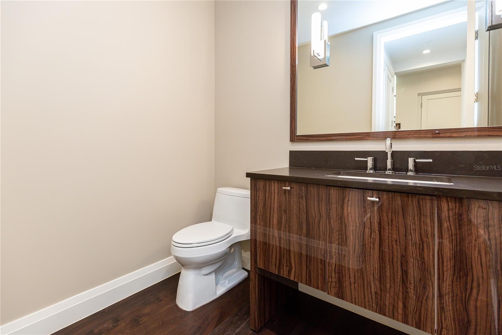 Townhouse at 125 S INTERLACHEN AVE #2, WINTER PARK, photo 17 of 50