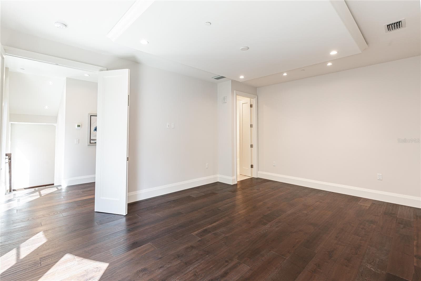 Townhouse at 125 S INTERLACHEN AVE #2, WINTER PARK, photo 24 of 50