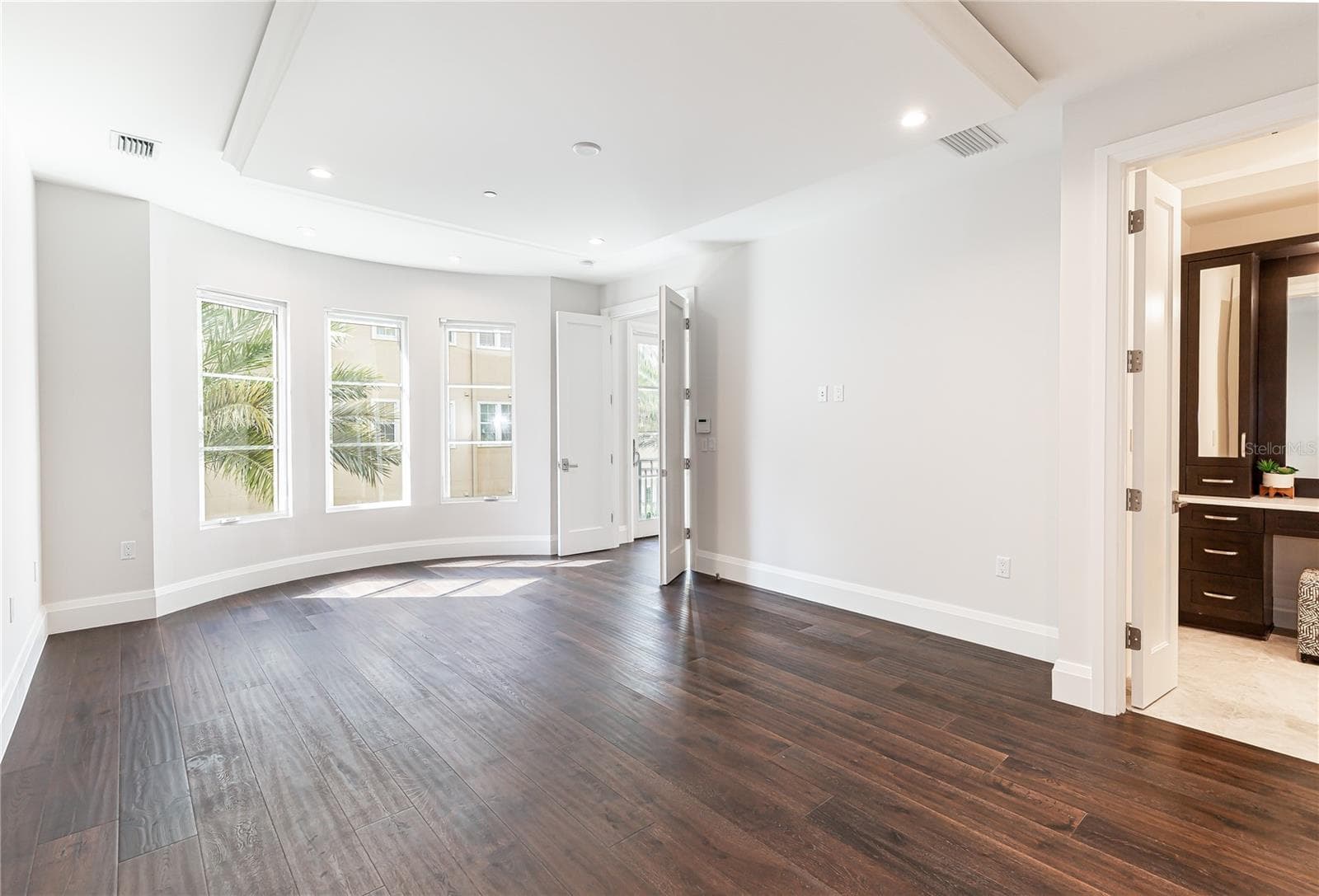 Townhouse at 125 S INTERLACHEN AVE #2, WINTER PARK, photo 25 of 50