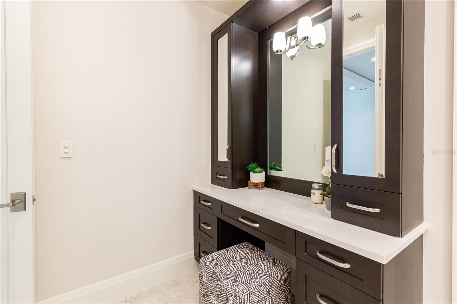 Townhouse at 125 S INTERLACHEN AVE #2, WINTER PARK, photo 29 of 50