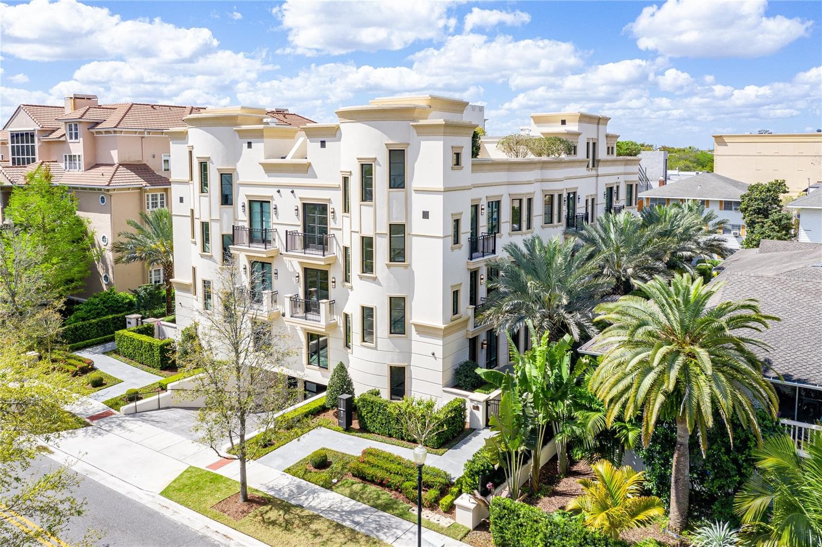 Townhouse at 125 S INTERLACHEN AVE #2, WINTER PARK, photo 50 of 50