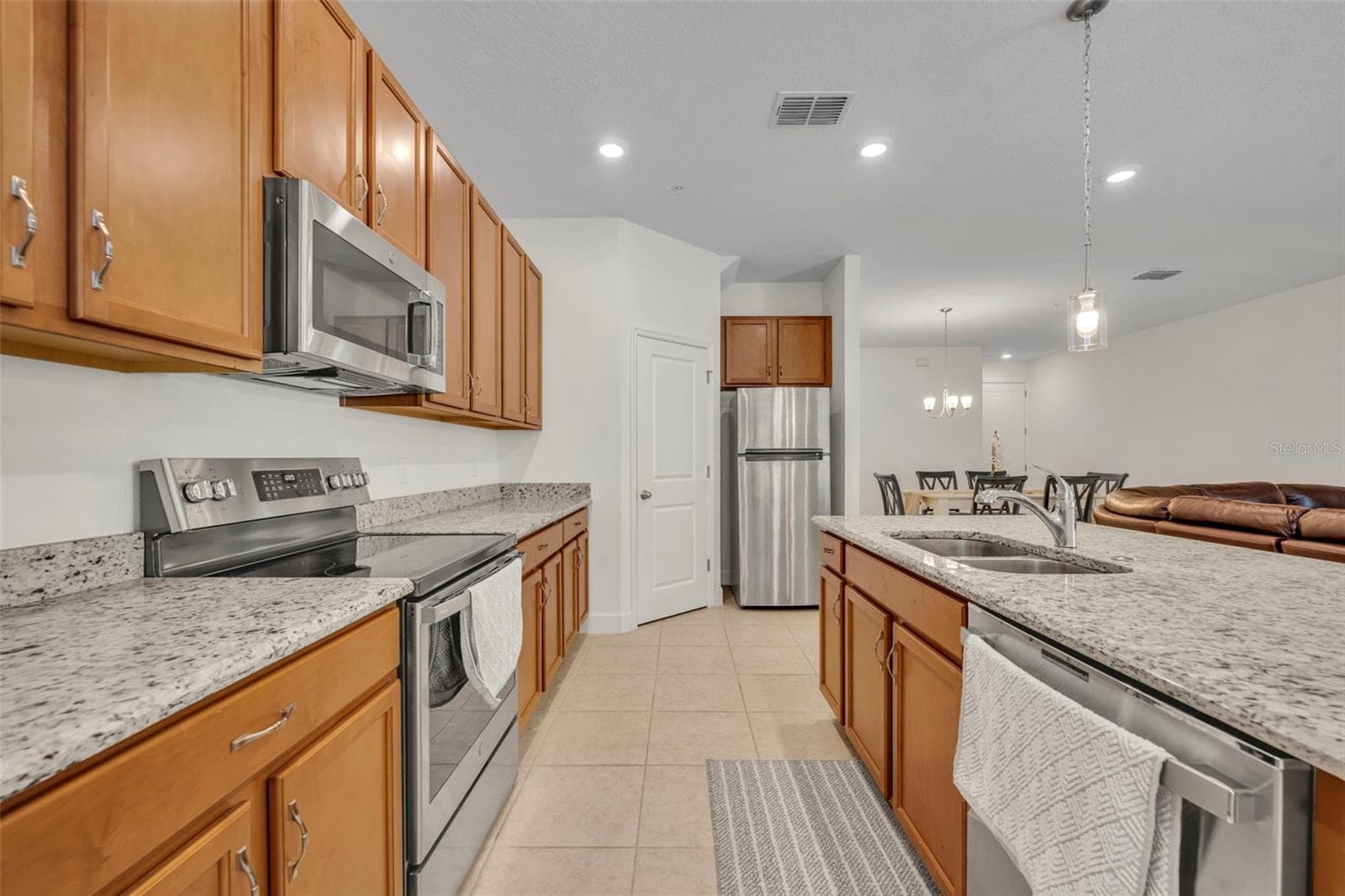 Townhouse at 986 GRAND WILDMERE CV, LONGWOOD, photo 7 of 40