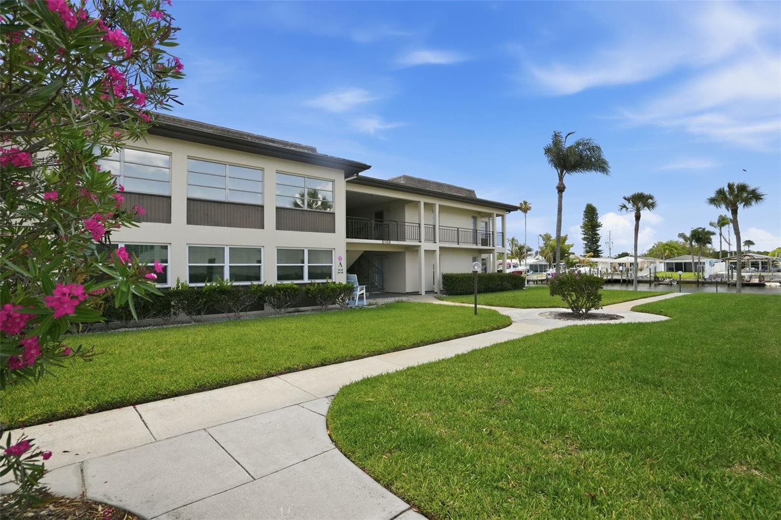 Condominium at 5108 AMULET DR #205, NEW PORT RICHEY, photo 2 of 44