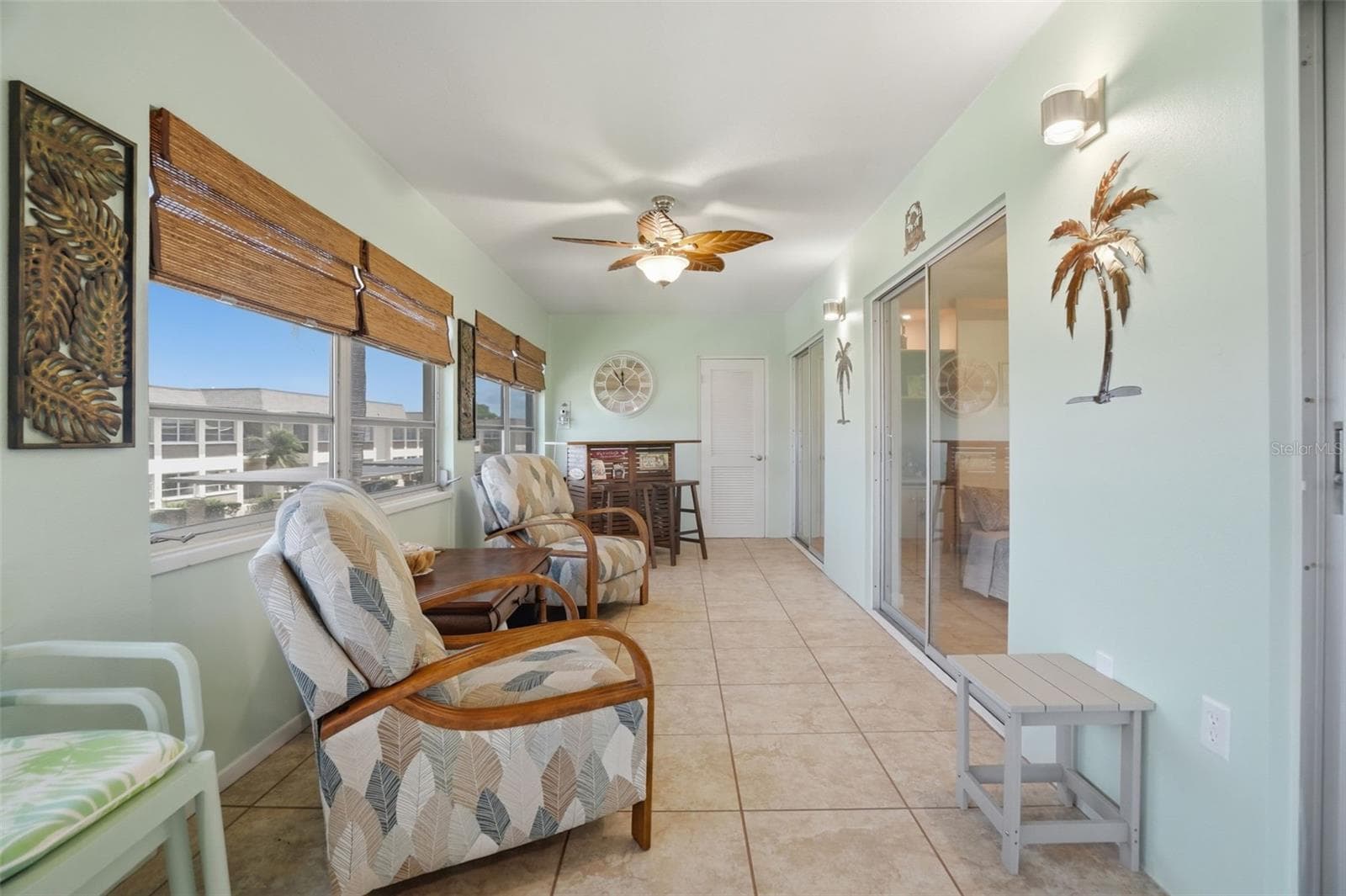 Florida room - 5108 AMULET DR #205, NEW PORT RICHEY