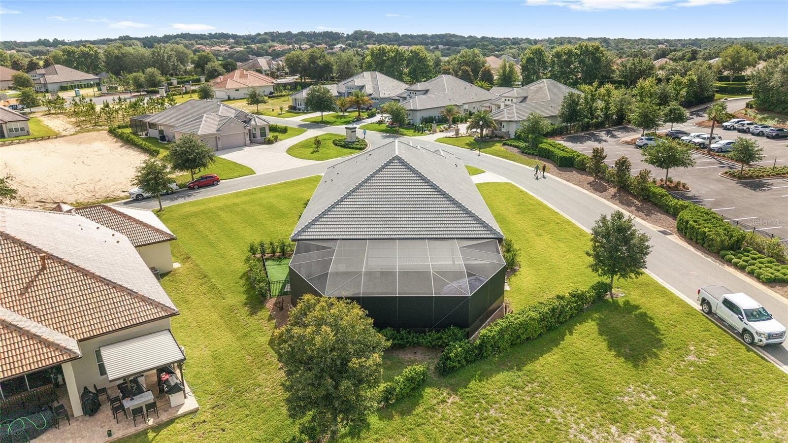 Back of Home - 1500 W ALTON BAY PL, HERNANDO