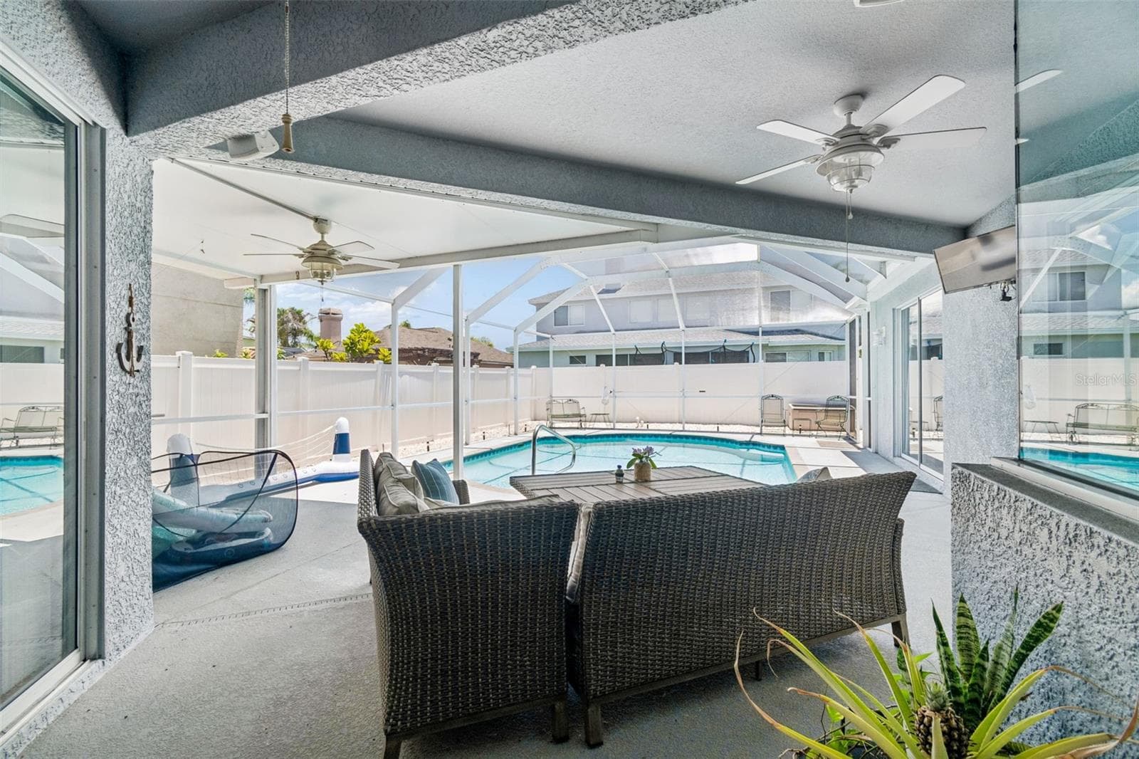 Pool/Lanai - 1616 REGAL MIST LOOP, TRINITY