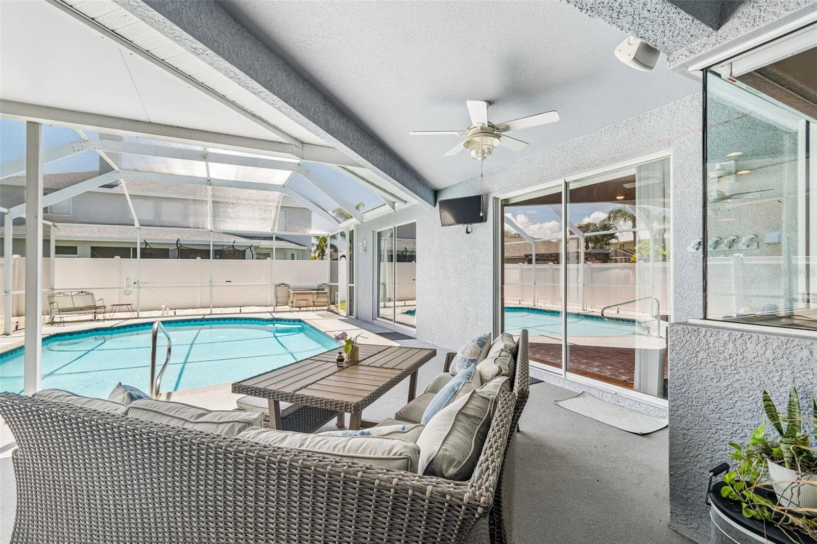 Pool/Lanai - 1616 REGAL MIST LOOP, TRINITY