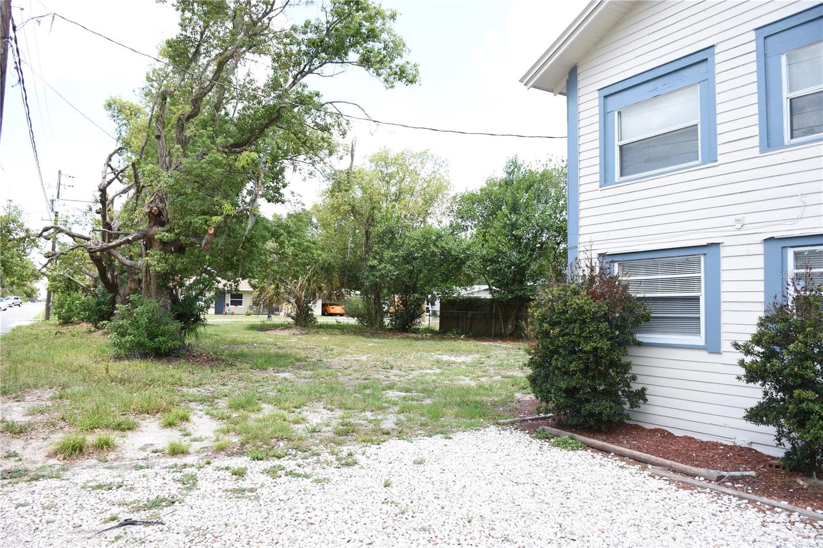 Single Family Residence at 402 LENOX ST, LAKELAND, photo 4 of 25