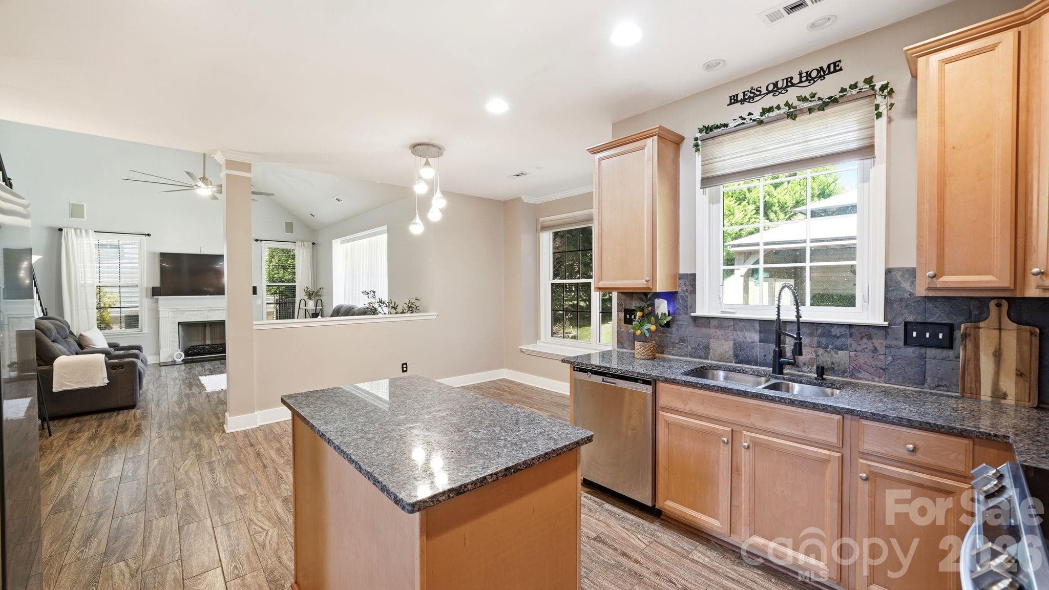 Single Family Residence at 2480 N Legacy Park Boulevard, Fort Mill, photo 14 of 42