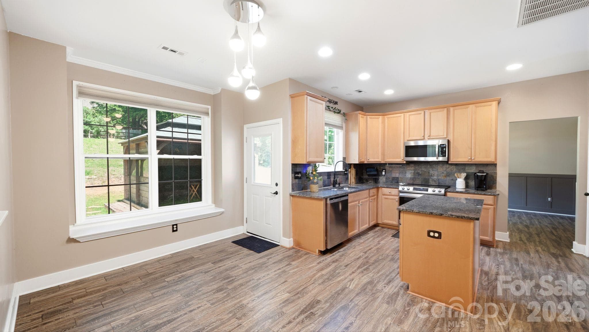 Single Family Residence at 2480 N Legacy Park Boulevard, Fort Mill, photo 16 of 42