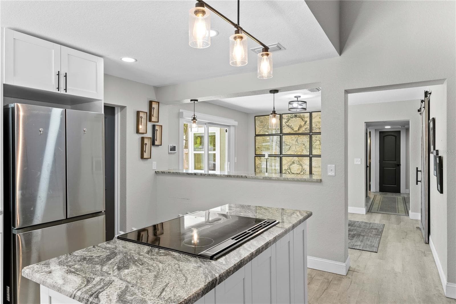 Single Family Residence at 520 LAKE MAGGIORE BLVD S, ST PETERSBURG, photo 10 of 33
