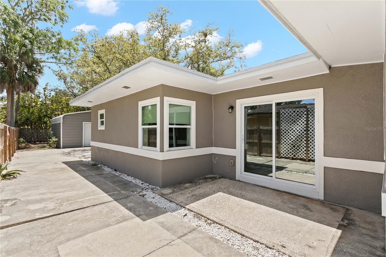 Single Family Residence at 520 LAKE MAGGIORE BLVD S, ST PETERSBURG, photo 14 of 33