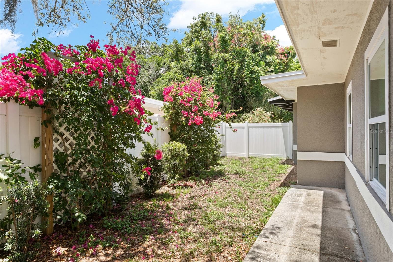 Single Family Residence at 520 LAKE MAGGIORE BLVD S, ST PETERSBURG, photo 18 of 33