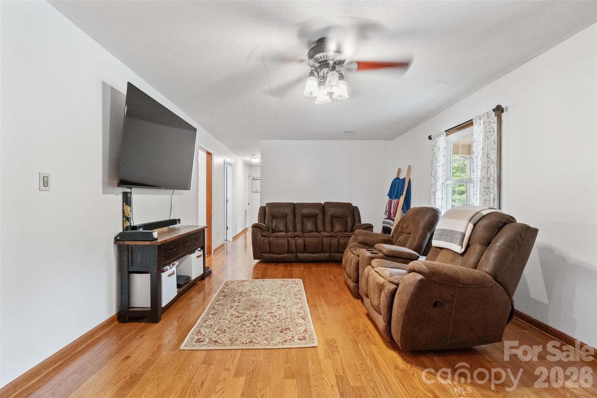 Living room - 229 Oakridge Road, Stanley