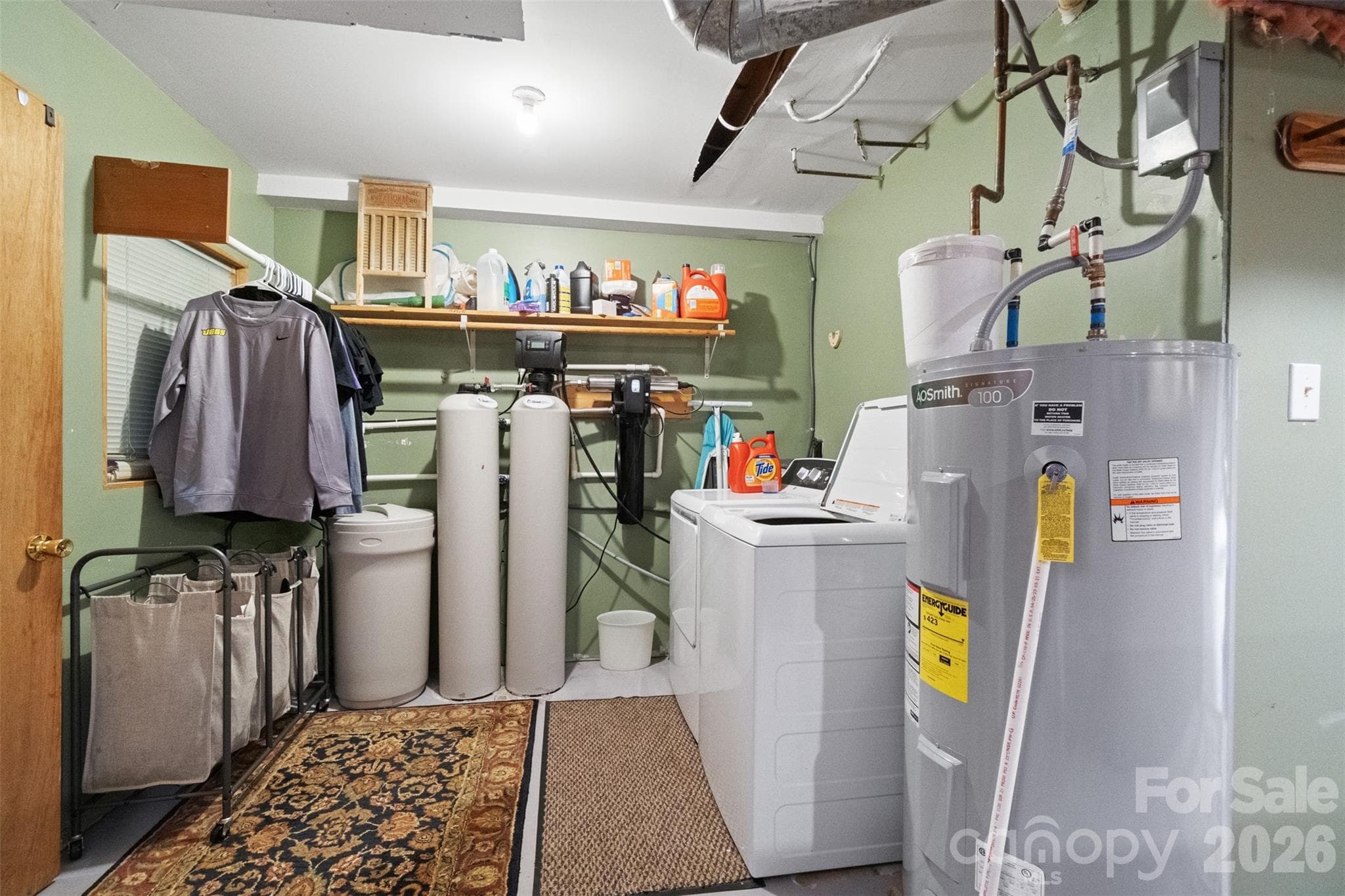 Laundry room - 229 Oakridge Road, Stanley