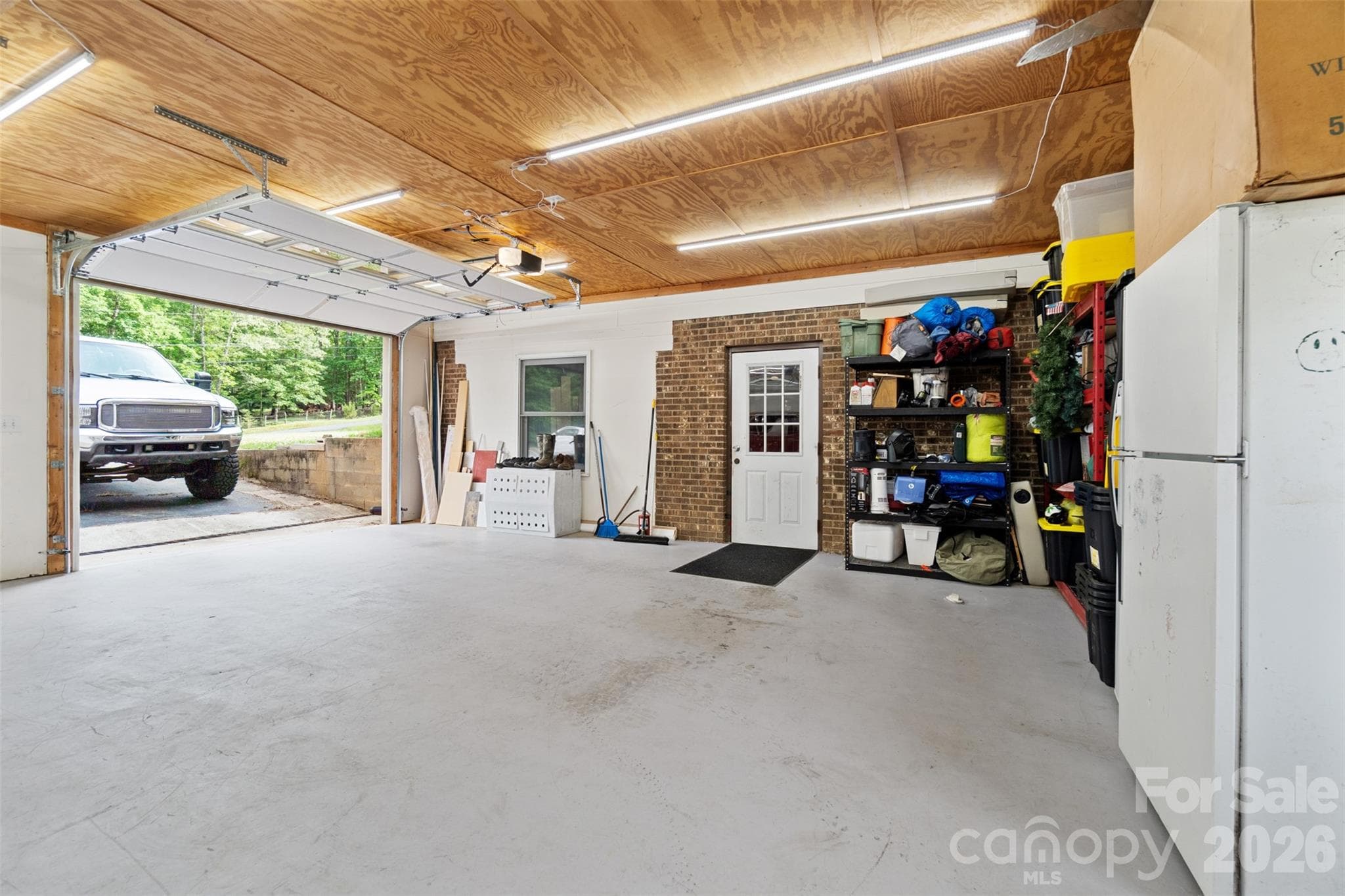 Garage - 229 Oakridge Road, Stanley