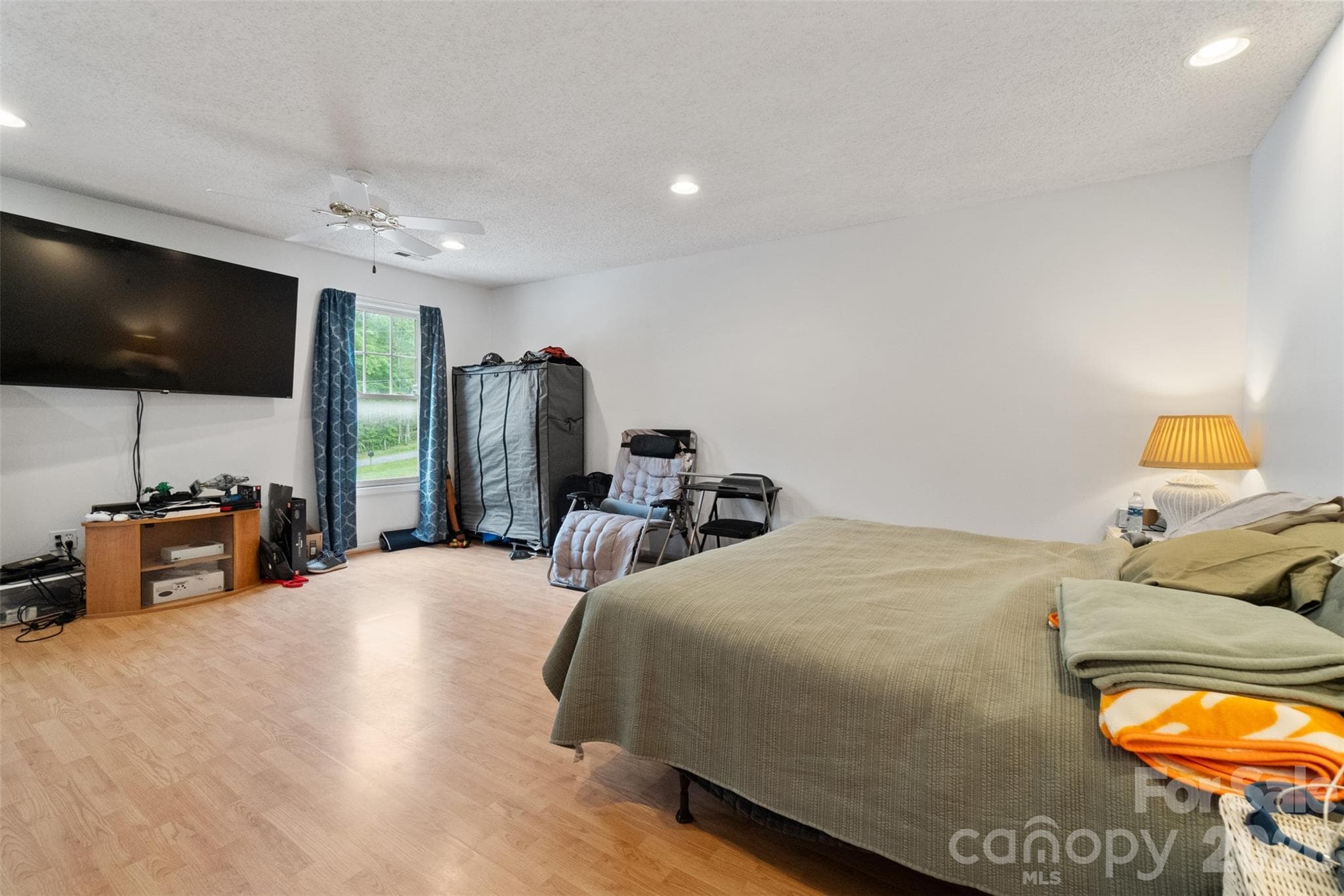 Bonus room - 229 Oakridge Road, Stanley