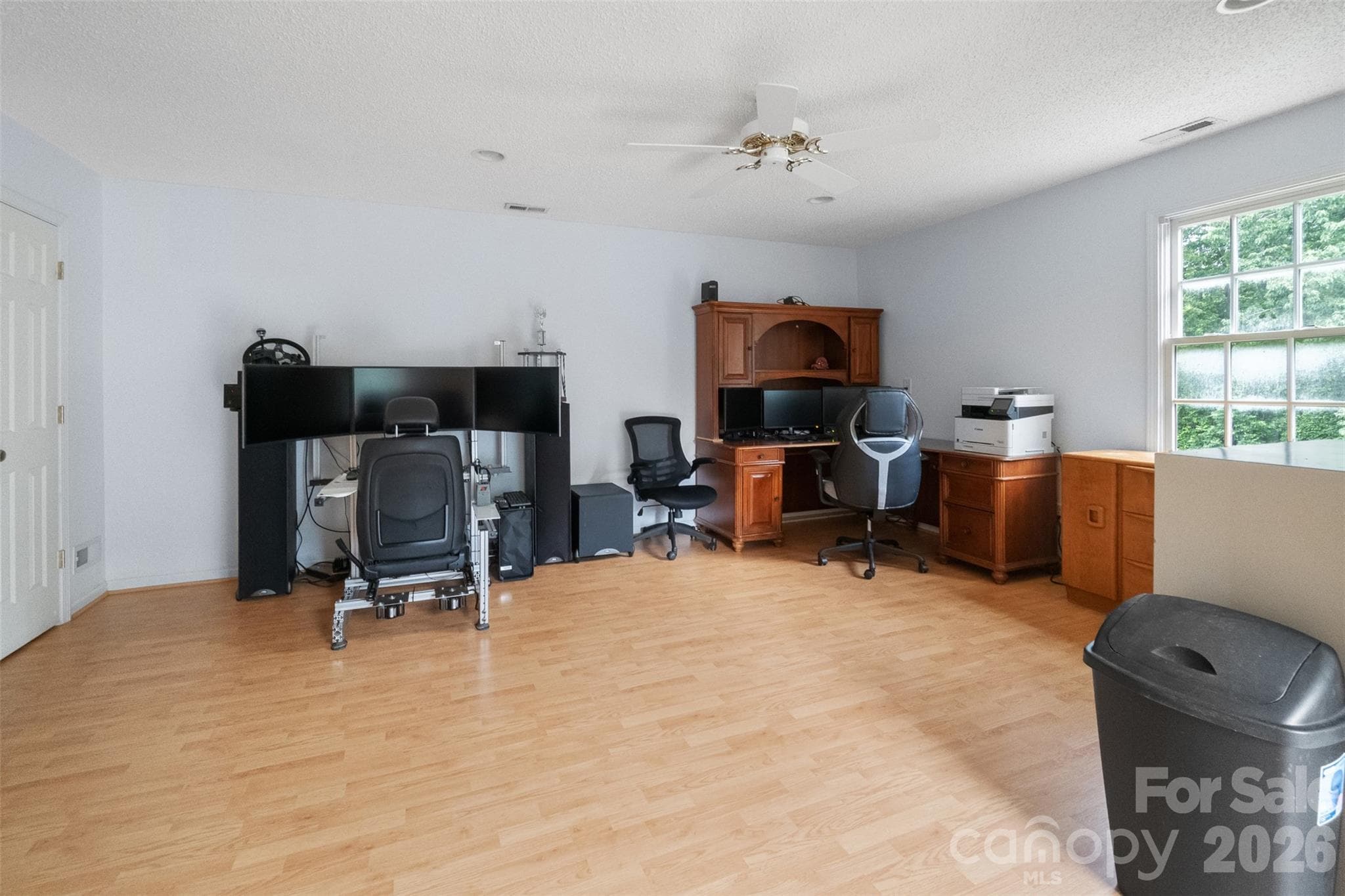 Office over garage - 229 Oakridge Road, Stanley