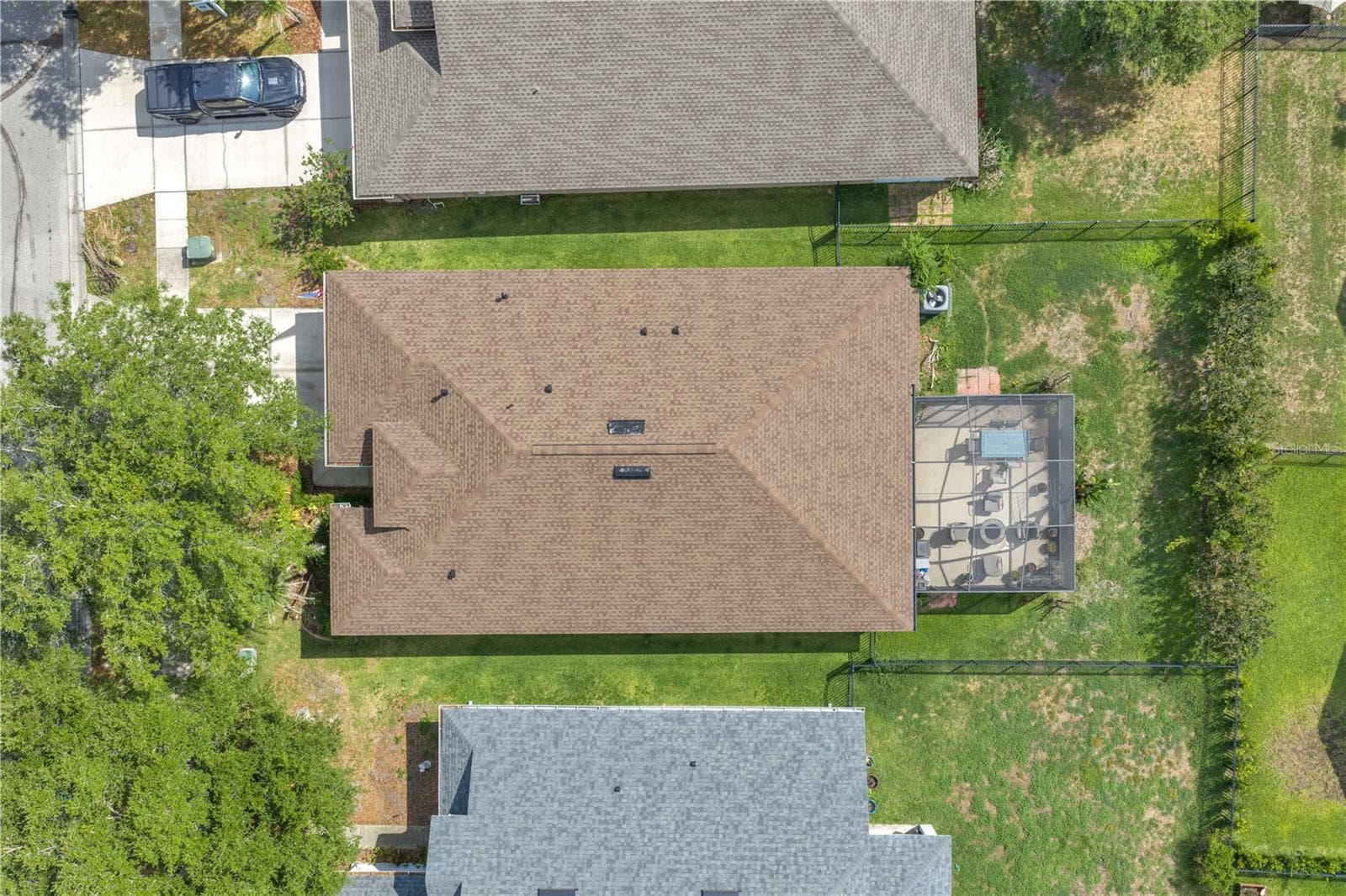 Single Family Residence at 16316 BRIDGEGLADE LN, LITHIA, photo 26 of 28