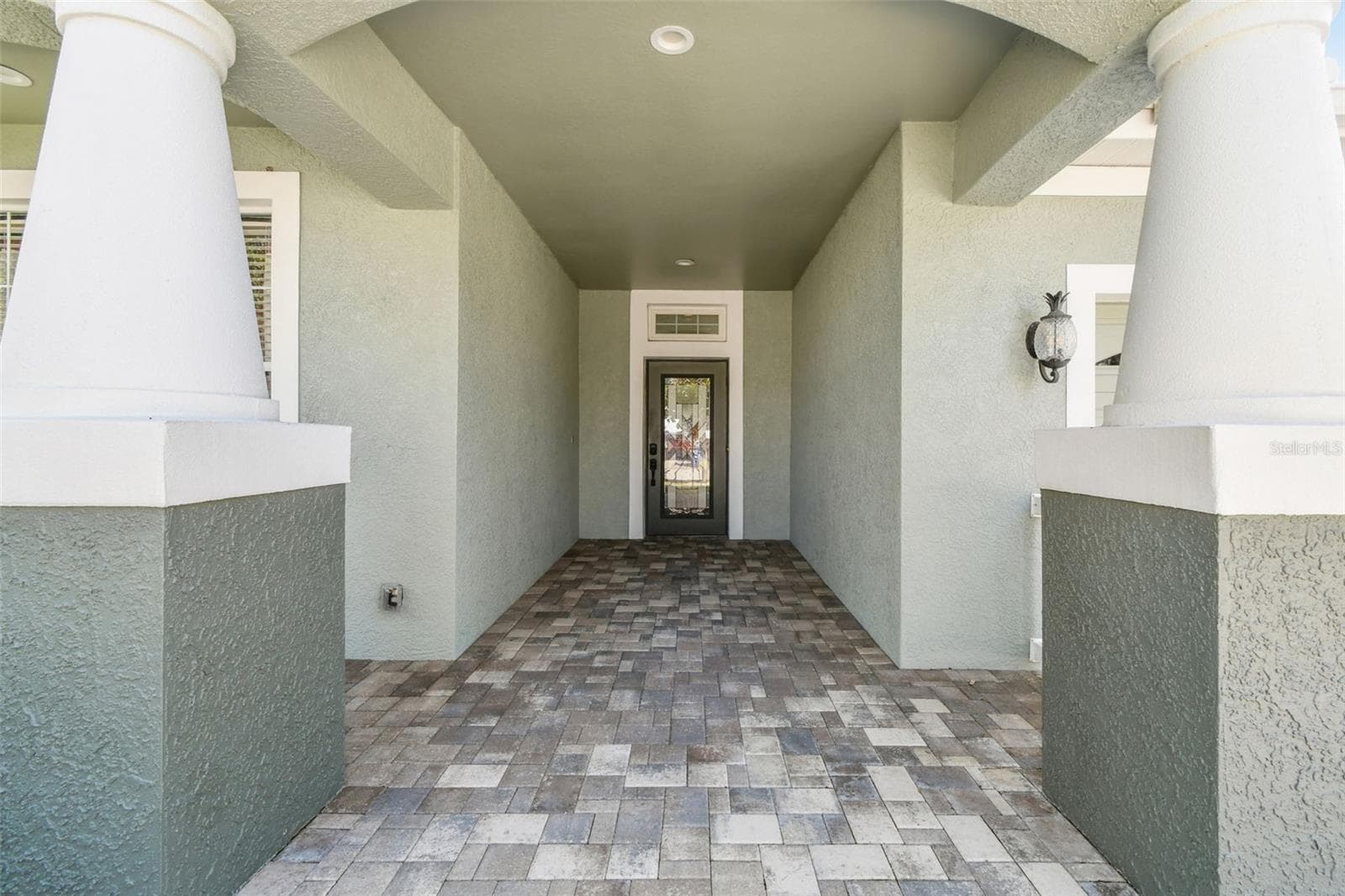 Single Family Residence at 21753 GARDEN WALK LOOP, LAND O LAKES, photo 5 of 77