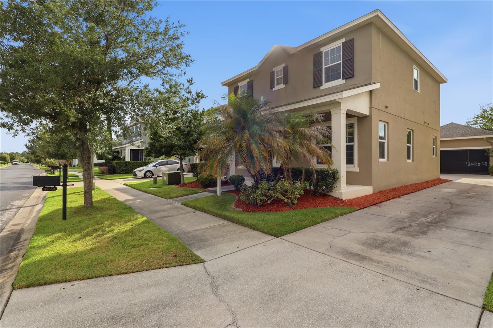 32659 HARMONY OAKS DR