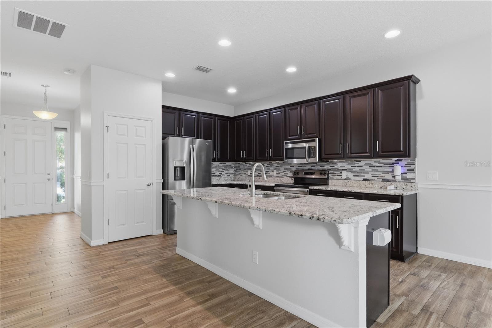 Single Family Residence at 32659 HARMONY OAKS DR, WESLEY CHAPEL, photo 8 of 34