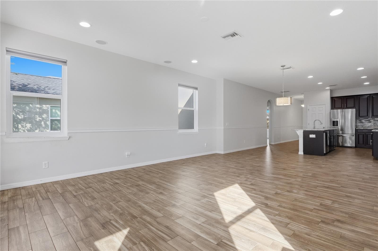 Single Family Residence at 32659 HARMONY OAKS DR, WESLEY CHAPEL, photo 10 of 34