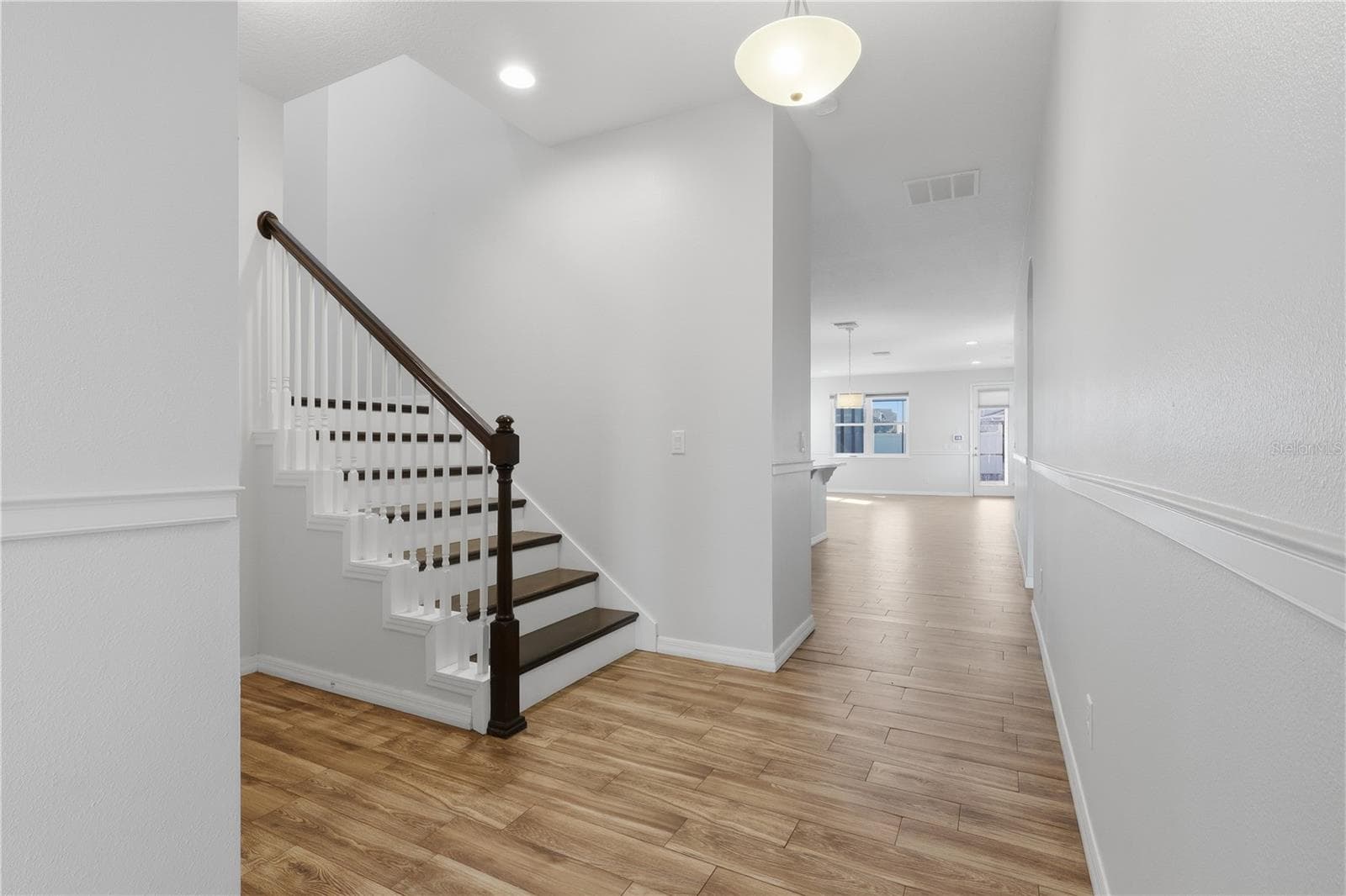 Single Family Residence at 32659 HARMONY OAKS DR, WESLEY CHAPEL, photo 11 of 34