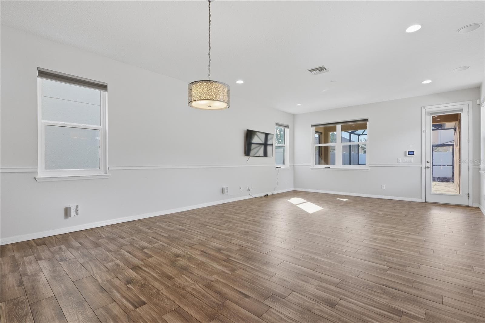 Single Family Residence at 32659 HARMONY OAKS DR, WESLEY CHAPEL, photo 12 of 34