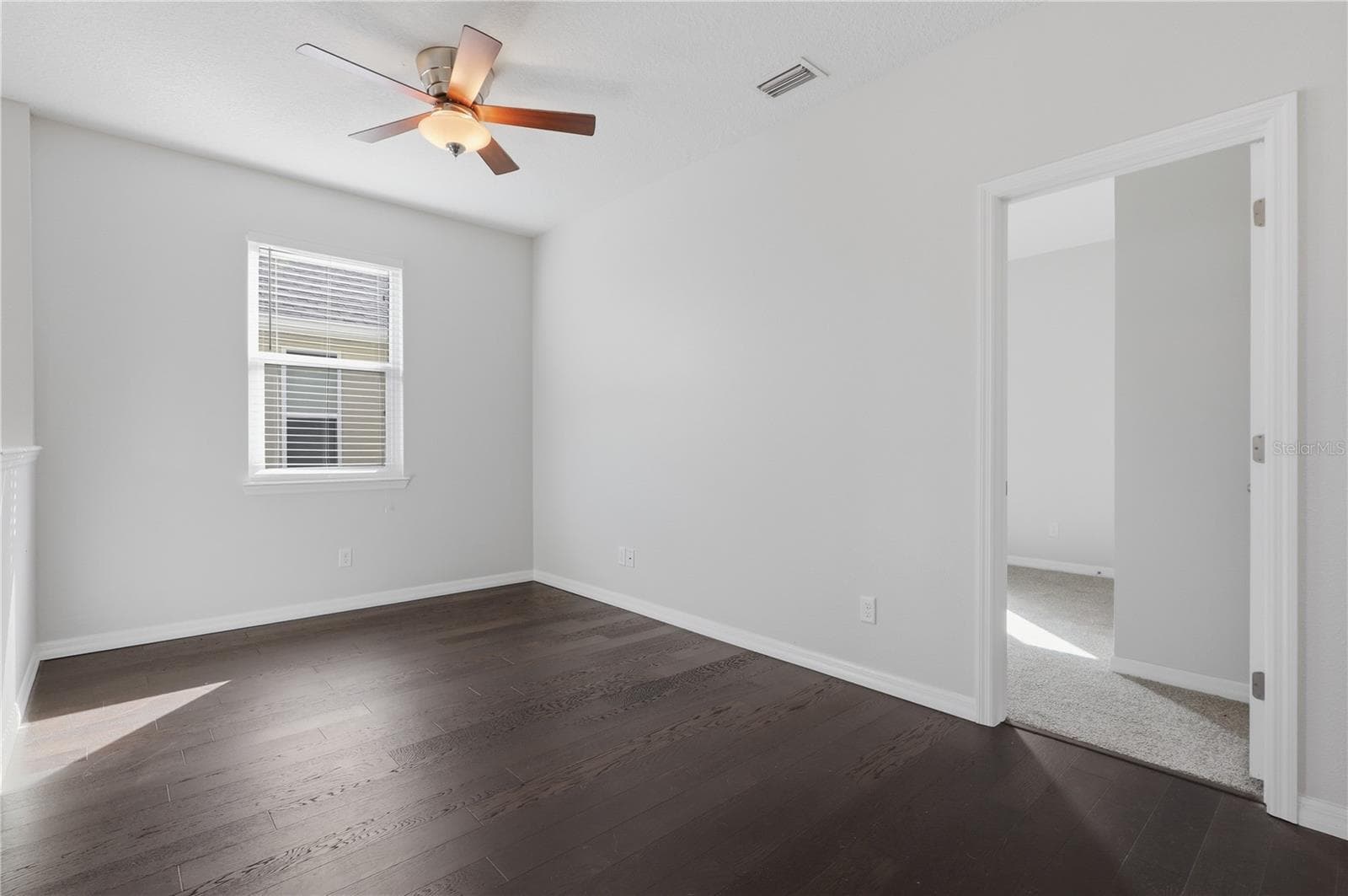 Single Family Residence at 32659 HARMONY OAKS DR, WESLEY CHAPEL, photo 14 of 34