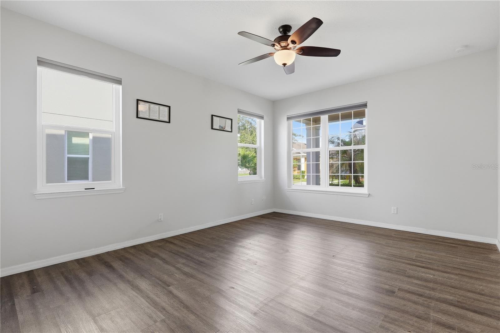 Single Family Residence at 32659 HARMONY OAKS DR, WESLEY CHAPEL, photo 17 of 34