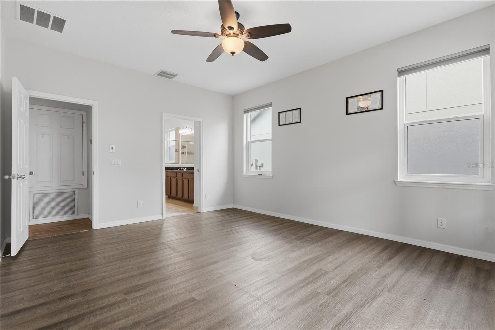 Single Family Residence at 32659 HARMONY OAKS DR, WESLEY CHAPEL, photo 20 of 34