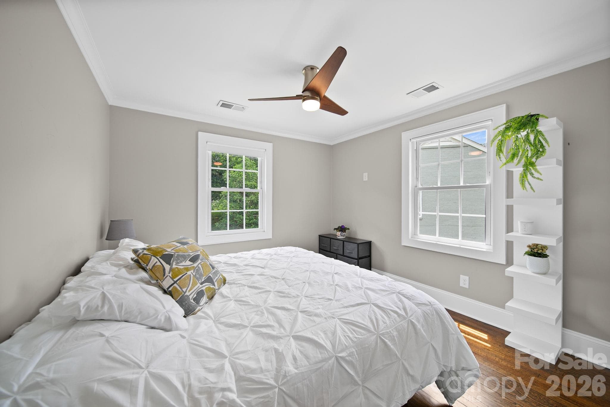 Condominium at 241 Wakefield Drive, Charlotte, photo 8 of 21
