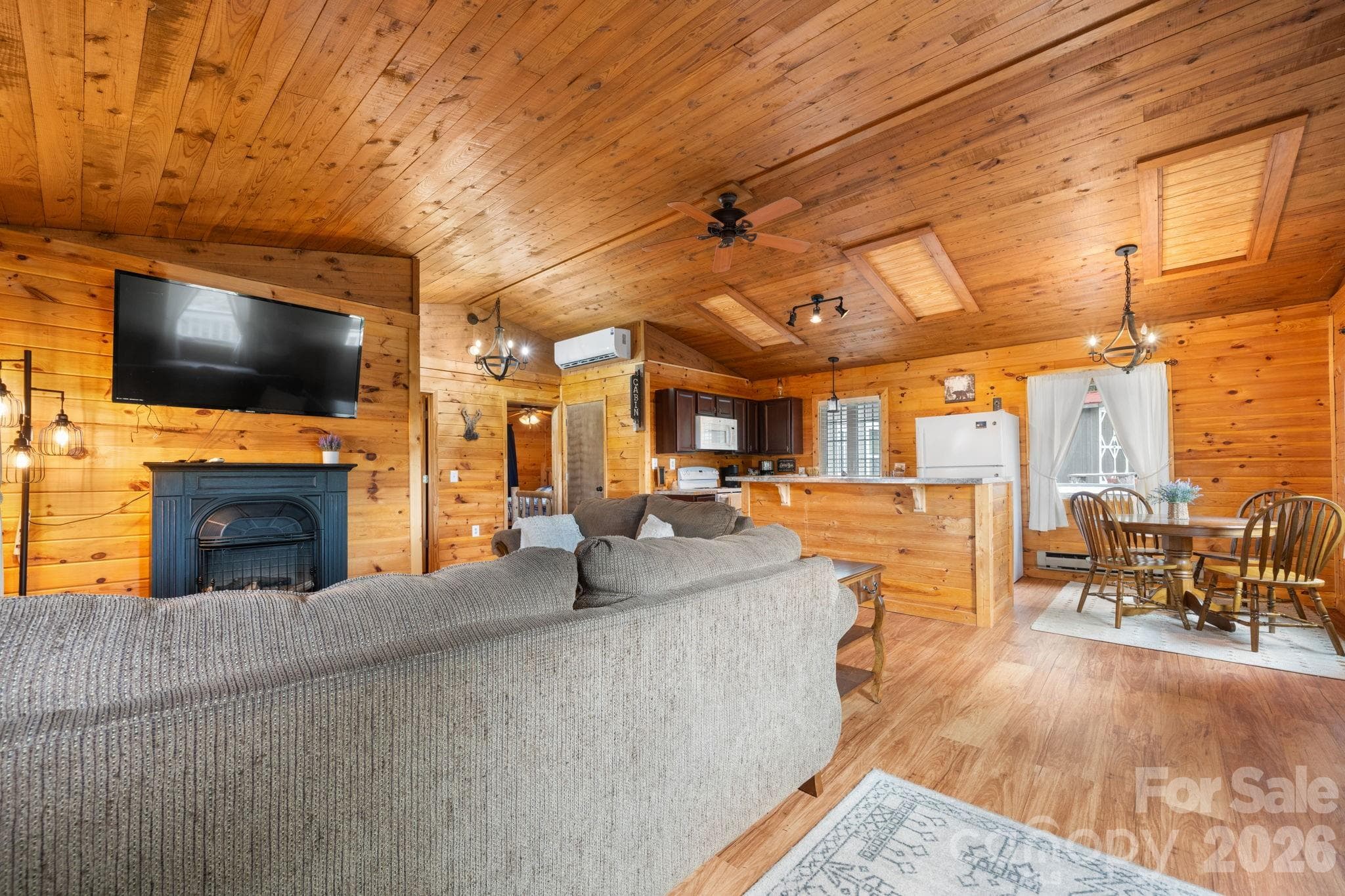 Single Family Residence at Morganton, photo 8 of 31