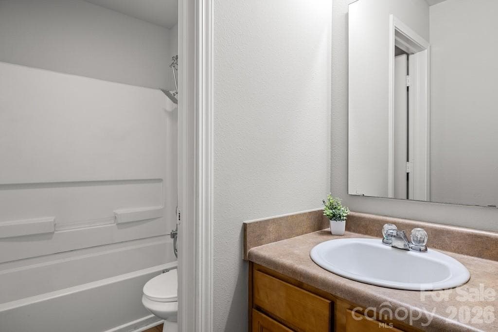 upper level bathroom 3 - 3272 Table Rock Drive, Gastonia
