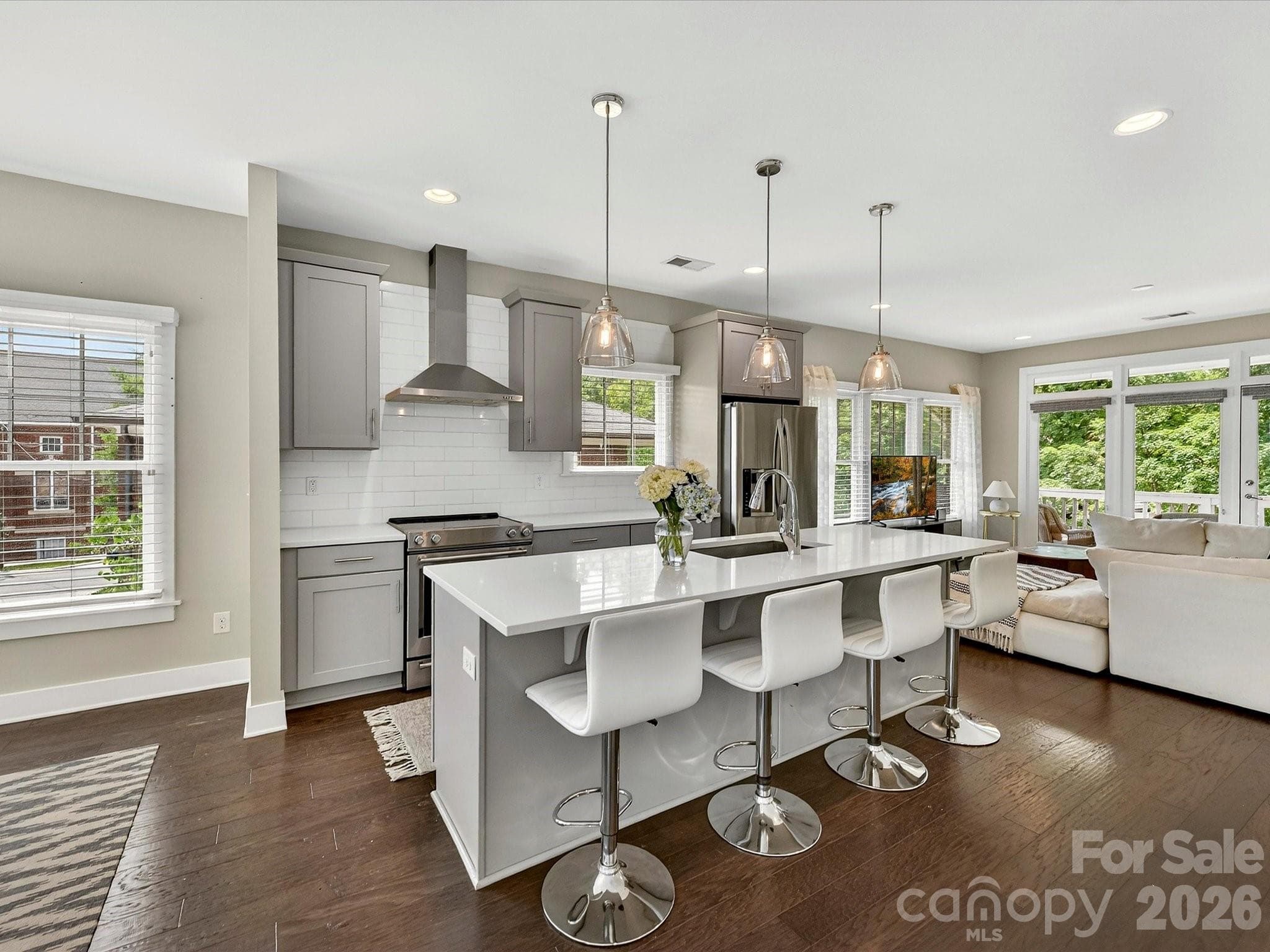 Townhouse at Charlotte, photo 4 of 21
