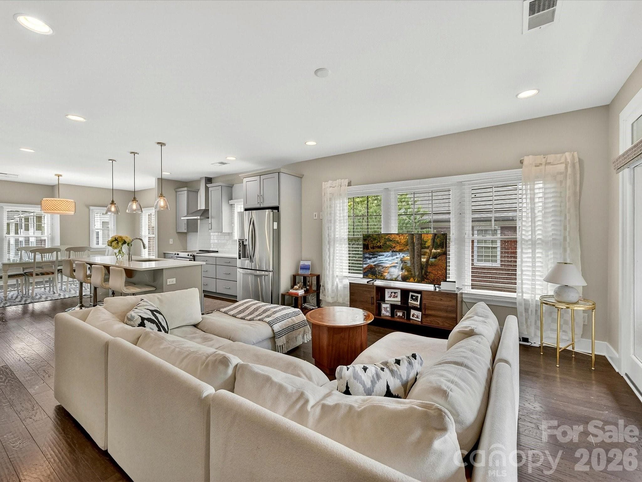 Townhouse at Charlotte, photo 3 of 21